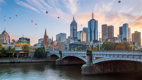 Cheap Flights to Melbourne Tullamarine (MEL) from ₹ 45,587 | KAYAK