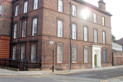 Go Local Liverpool 的图像结果