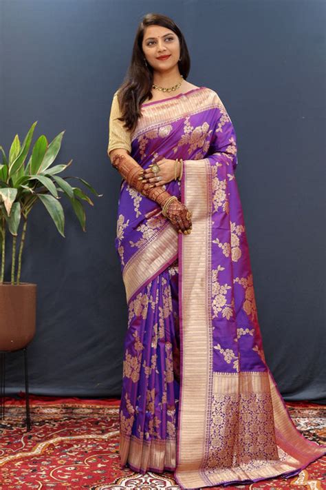 Dissemble Purple Soft Banarasi Silk Saree With Pulsating Blouse Piece ...