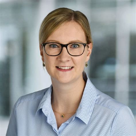 Dr. Miriam Becker | LinkedIn