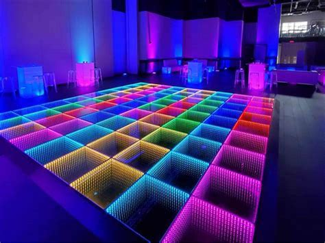 Magnetic 3D Mirror Led Pixel Digital Dance Floor Screen