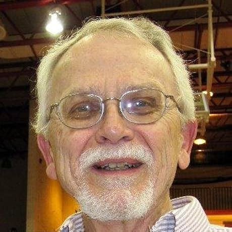 >*^STITCHES : Small, David: Amazon.in: Books