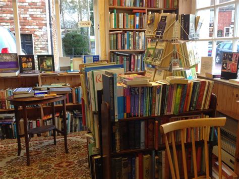 Local Bookshop 的图像结果