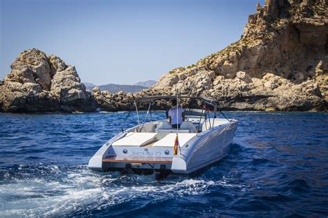 Rent the Frauscher 1017 Lido in Mallorca – Luxury & Speed with KIWI ...