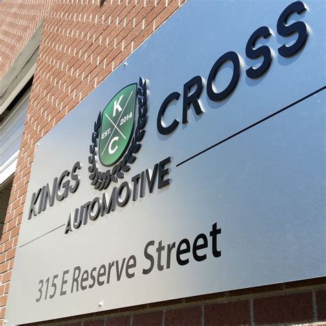 Building Logo Signs 的图像结果