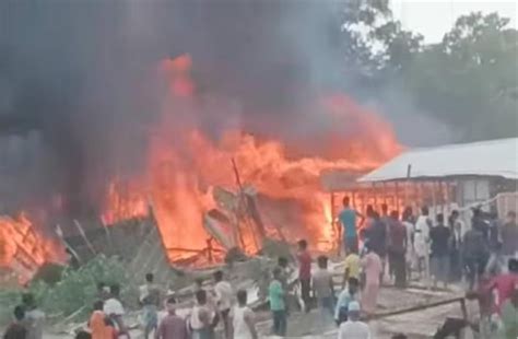 नागालैंड के दीमापुर में भीषण आग, एक की मौत; 900 लोग बेघर - major fire ...