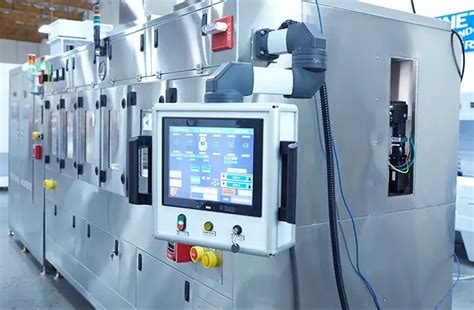 MEGA Clean Auto: automatic wet benches | KINETICS