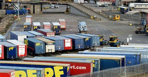 Gardaí seize €400,000 during gang ‘handover’ near Rosslare – The Irish ...