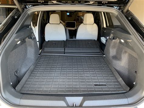 Set of 4 rubber floor mats & Muddy Buddy trunk liner | Volkswagen ID Forum
