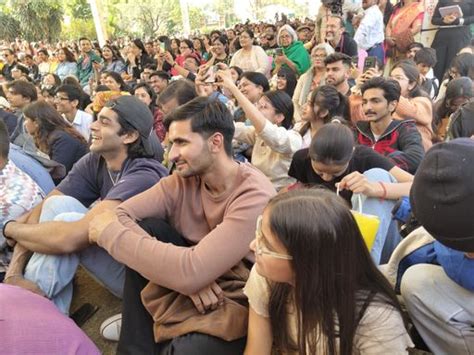 Last day of Jaipur Literature Festival; Famous Bollywood director ...