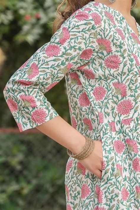 Diya Hand Block Printed Pink Dahlia Kali Kurta – Nilam India