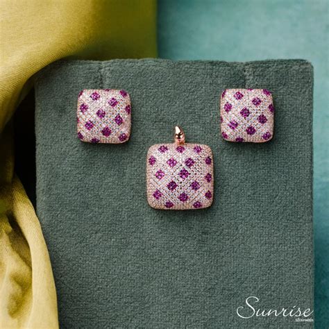 ROSE GOLD SQUARE PENDANT SET – Sunrise Silversmiths