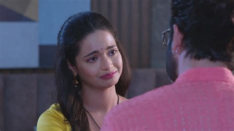 Navri Mile Hitlerla TV Serial Online - Watch Latest Show Episodes on ZEE5