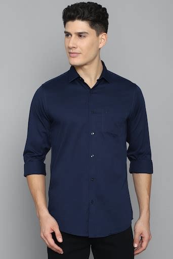 Buy Men Navy Slim Fit Solid Full Sleeves Casual Shirts Online - 810275 ...
