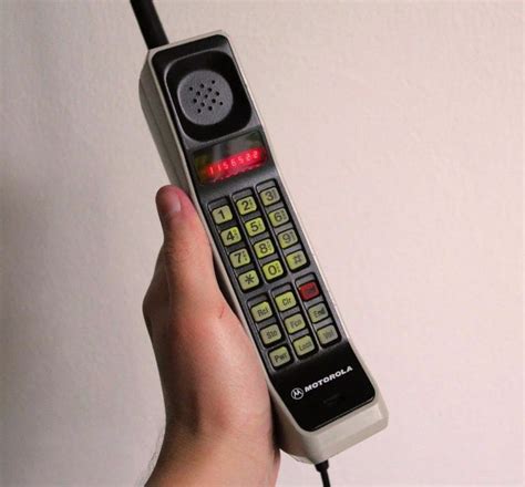Technology Old Phones 的图像结果