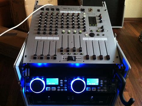 DJ Rack Komplett mit Mischpult Doppel MP3 CD Player Winkel Rack ...