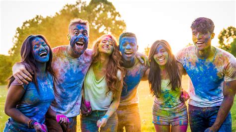 Holi Hai! Bollywood-Themed Parties, Live Djs & More To Attend In Mumbai ...