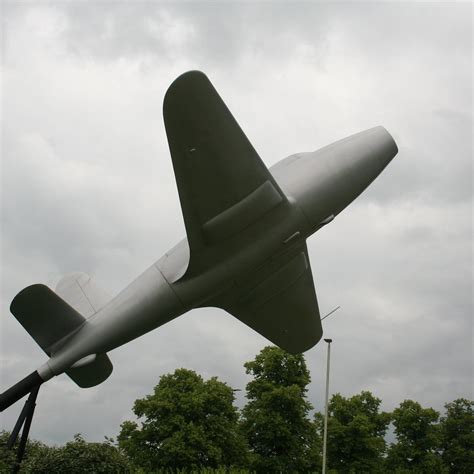 Frank Whittle Memorial, Lutterworth - Tripadvisor