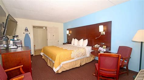 HAMILTON INN JONESVILLE NC - Hotel Reviews, Photos, Rate Comparison ...