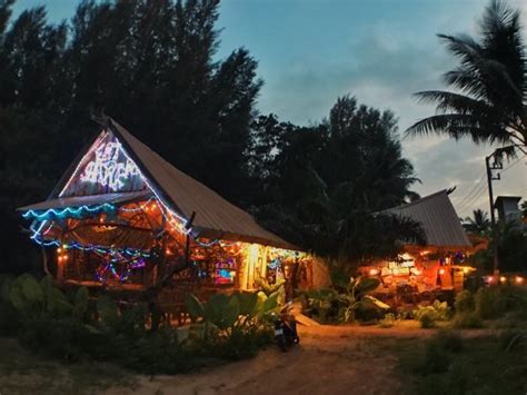 Khao Lak best bar - Reviews, Photos - Fat Shark Bar - Tripadvisor