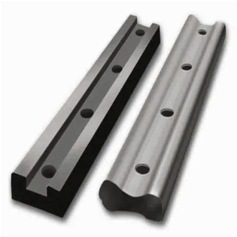 Manufacturer of Railway Fish Plates & Railway Clips and Clamps by ...