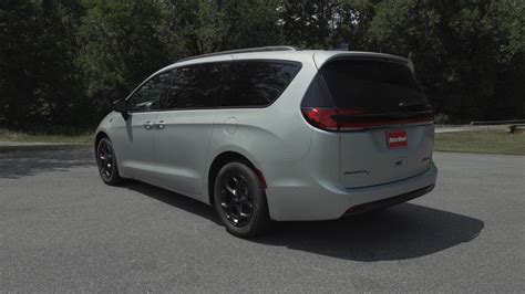 2024 Chrysler Pacifica PHEV - Road Tests MotorWeek
