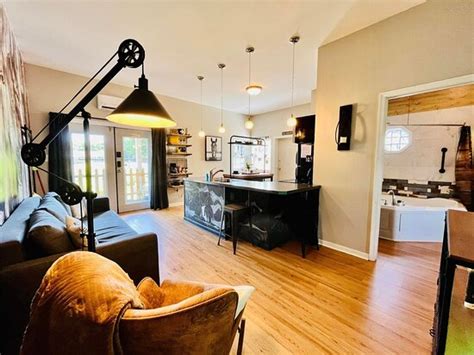 COWTOWN CABINS (Selbyville) - Campground Reviews & Photos - Tripadvisor