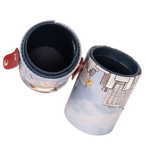 Portabrochas y Brochas Nicole Lee Macaria Multicolor Success In New York 5 Piezas | Coppel.com