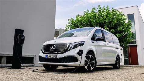 Mercedes-Benz EQV electric minivan revealed