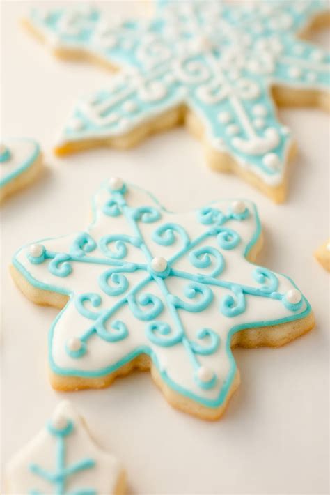 Iced Sugar Cookies - Cooking Classy