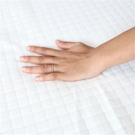 Waterproof Mattress Protector – Soft & Noiseless | Seevo – Seevo.in