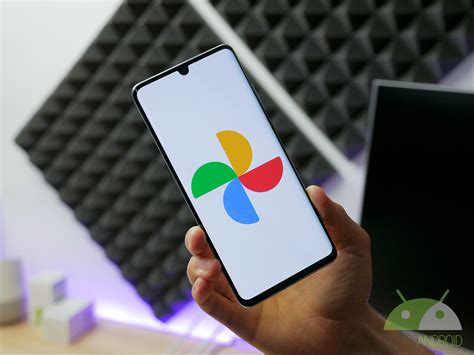 Il nuovo design di Google Foto sbarca anche sul web