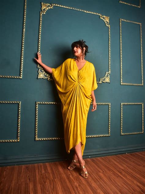 Buy Stylish Free Dresses Collection At Best Prices Online