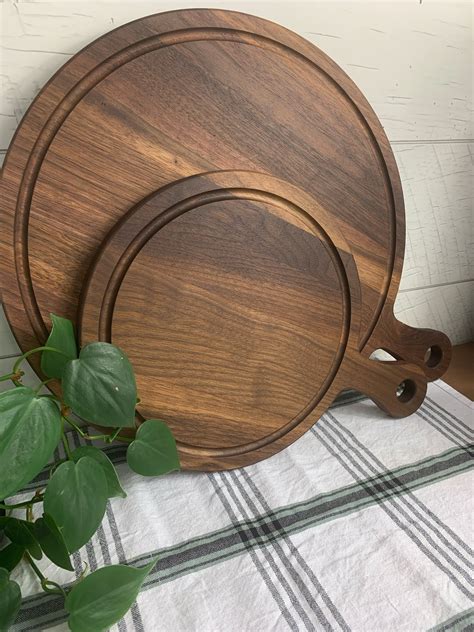 Round Cutting Boards , Personalized Cutting Board , Tables , Mothers ...