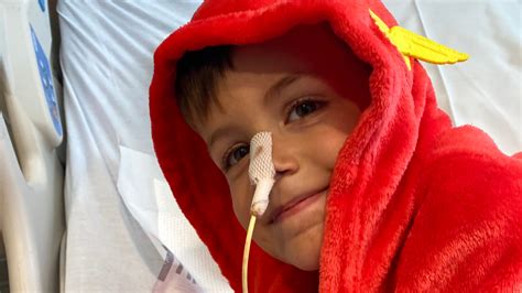 Parents warn against metal straws after New York boy stabbed in throat