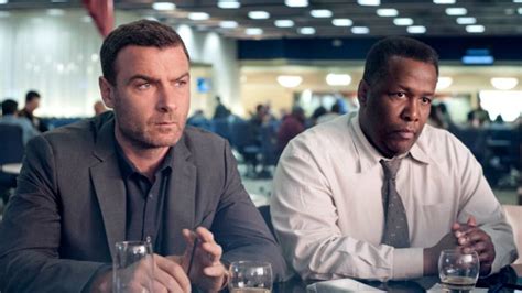 Liev Schreiber y Wendell Pierce en la segunda temporada de 'Ray Donovan ...