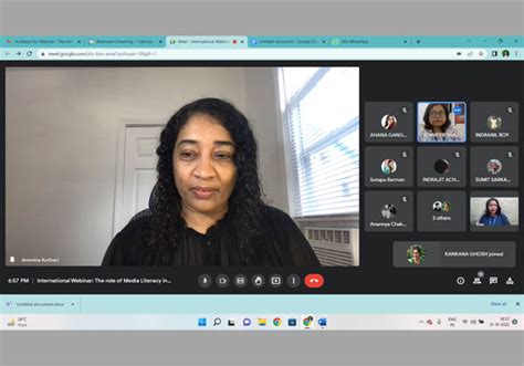 USA scholar speaks on the necessity of media literacy at an ...