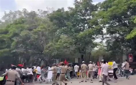Police lathi-charge ABVP activists protesting at Bengaluru University