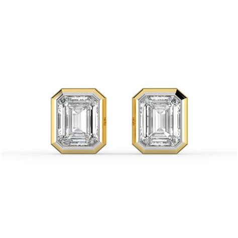 Pristine Radiance Studs – ZINARA