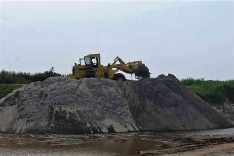 Sand mining in coastal Kerala is swallowing villages, displacing thousands