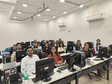 Explore Life at iLeads Noida - Uttar Pradesh Gallery