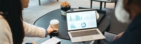 Examples of Technology in a Work Place 的图像结果