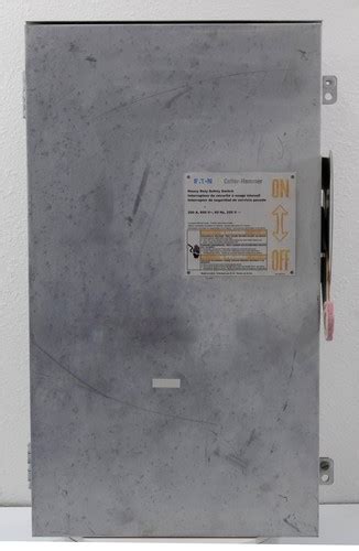 Eaton DH364FRK Fusible Disconnect 200A 600V 3P Nema | Ubuy India