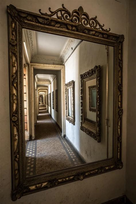 15+ Creative Window Frame Decor Ideas