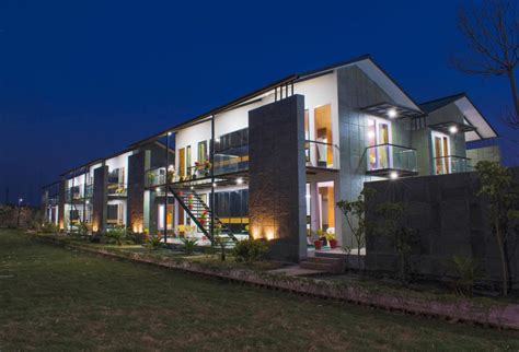The Cloyster Spa and Resort located In Kyari Village - Jim Corbett