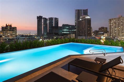 Lumen Bangkok Udomsuk Station Pool: Pictures & Reviews - Tripadvisor