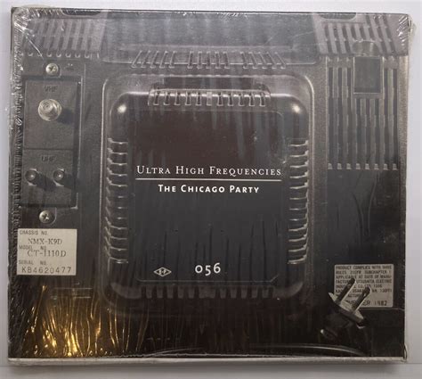 Yahoo!オークション - 【DVD付き】Ultra High Frequencies The Chicago...