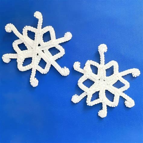 Pipe Cleaner Snowflakes