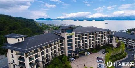 别找了，千岛湖最美的10家酒店在这里，你最想睡哪家？_酒店设计