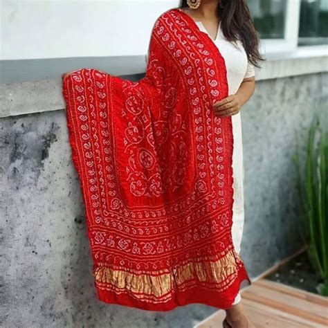 Pure Gaji Silk Peacock Dupatta | Bright Red | - Leheriya.com